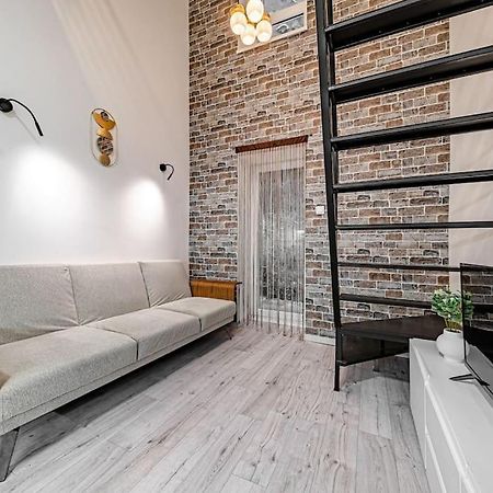 Chic Loft Bp: Industrial Gem Leilighet Budapest Eksteriør bilde