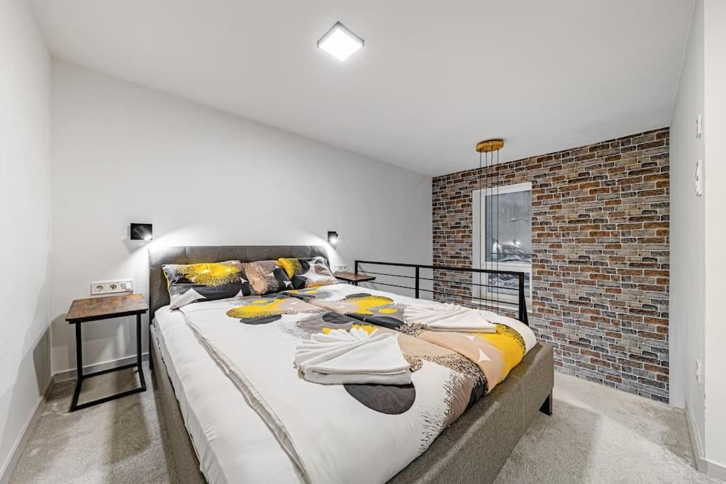 Chic Loft Bp: Industrial Gem Leilighet Budapest Eksteriør bilde